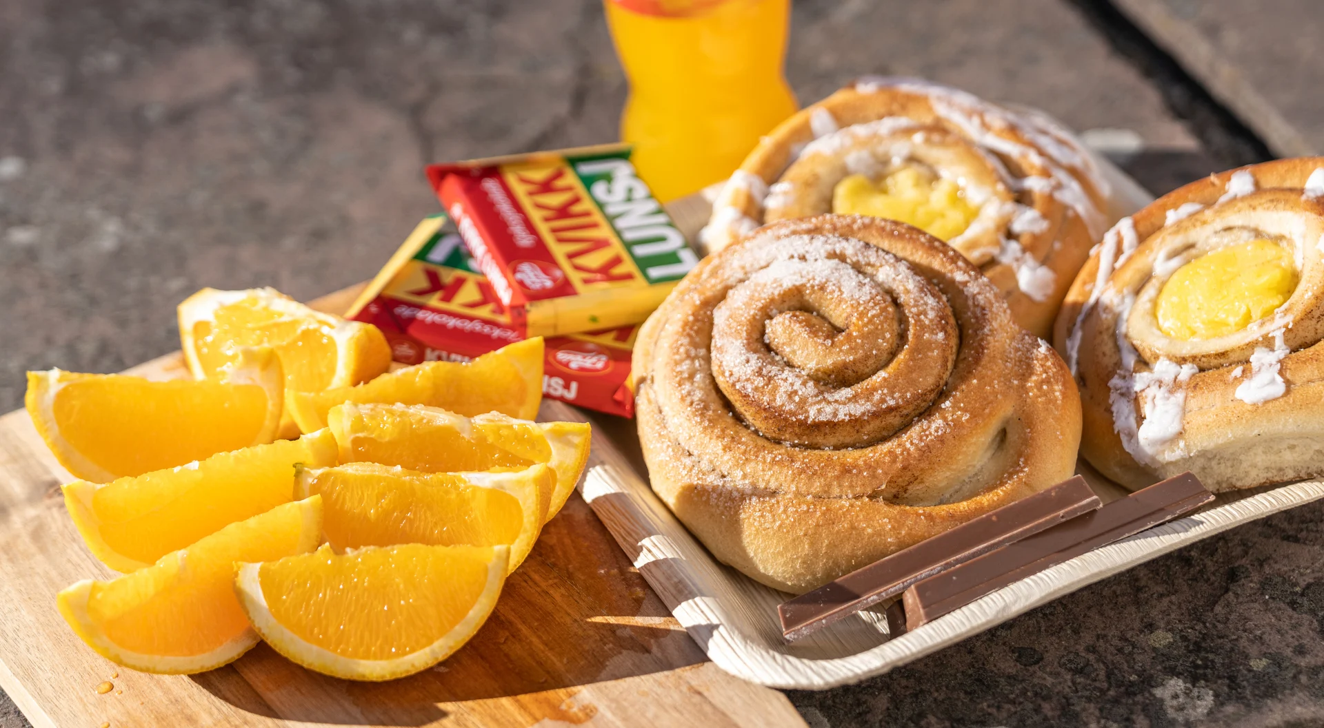 Easter snacks in Norway include cinnamon buns, orange soda and Kvikk Lunsj. Image copyright: Fredrik Ahlsen, Maverix Media