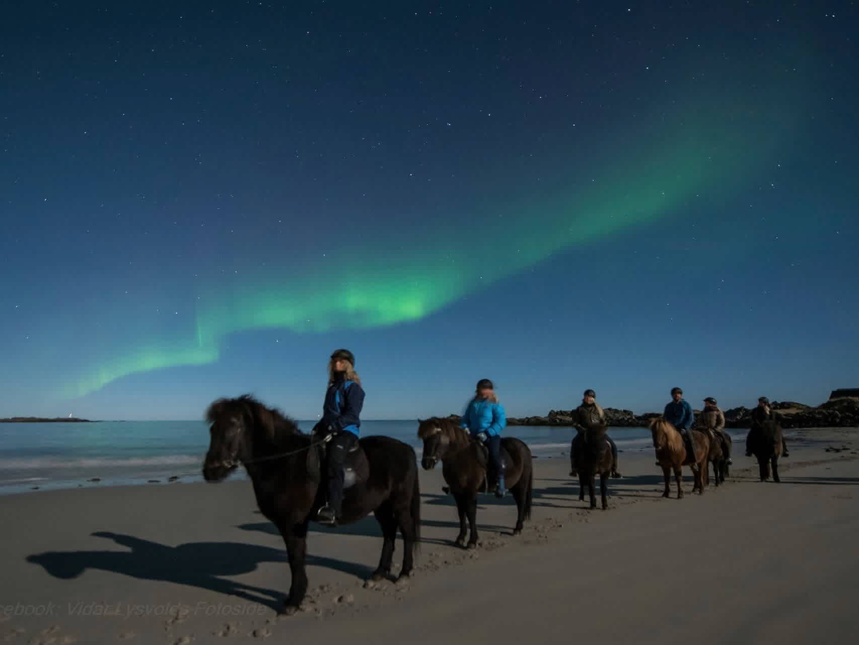 lofoten-by-horse-svolvar-norway-hgr-50102 1920-photo vegard aasen