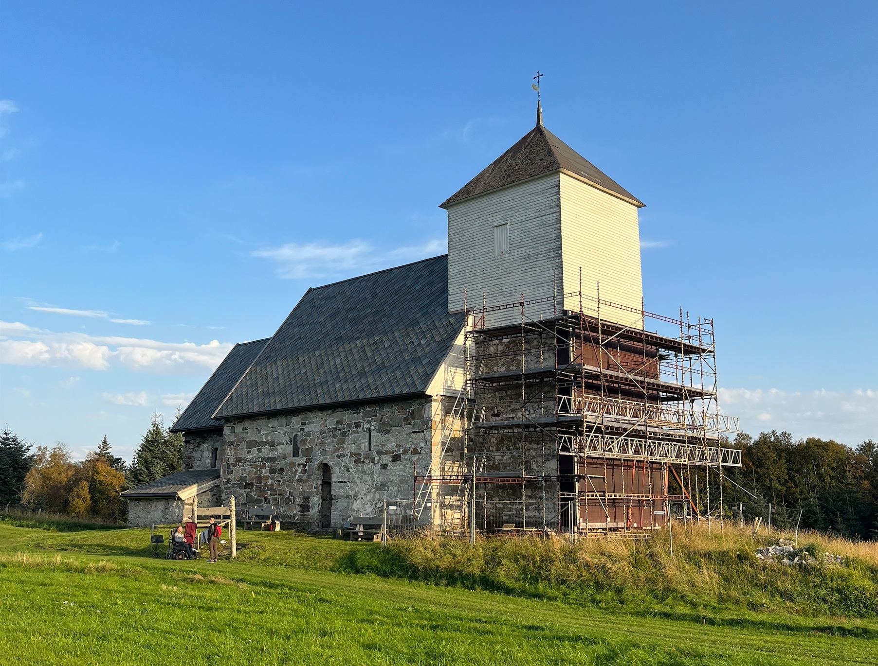 nærøya-medieval-church-norway-blue-aky