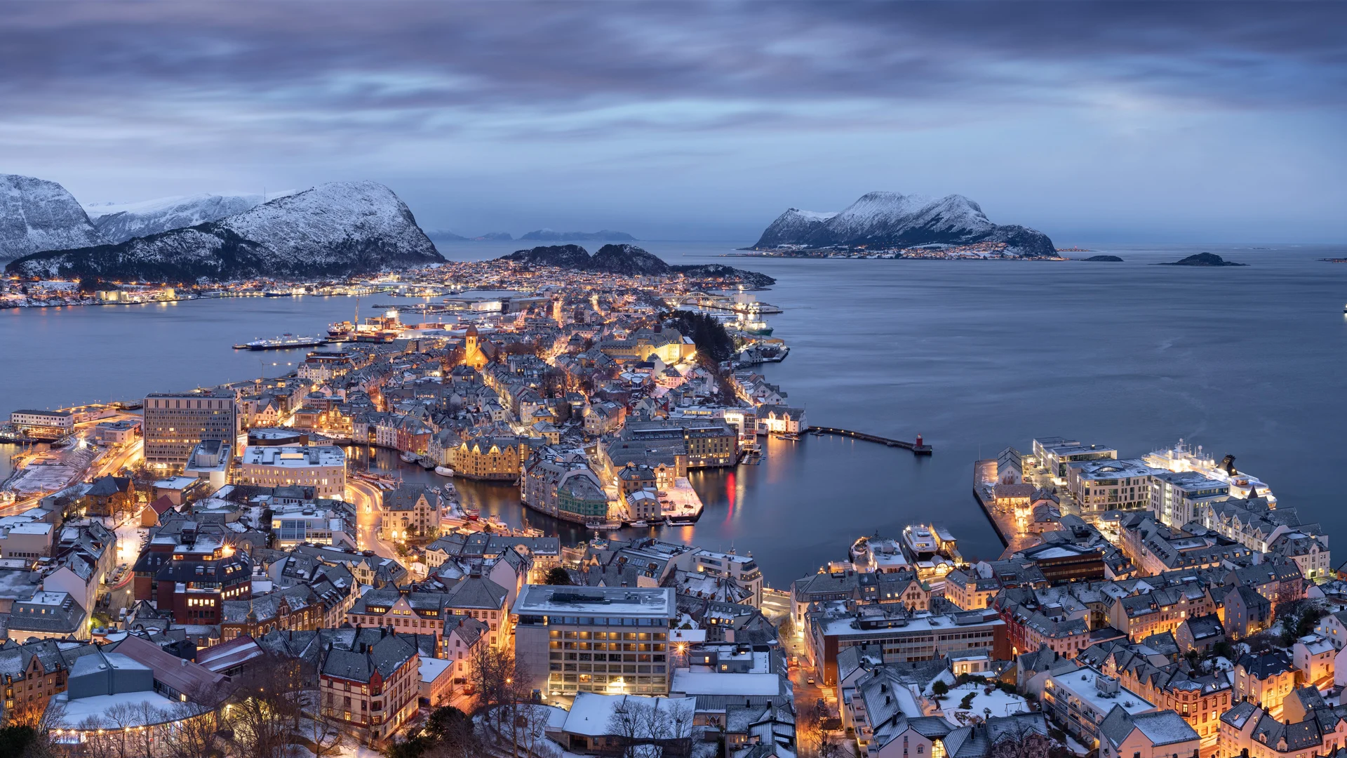 Alesund 2208939333-©-shutterstock 1920x1080