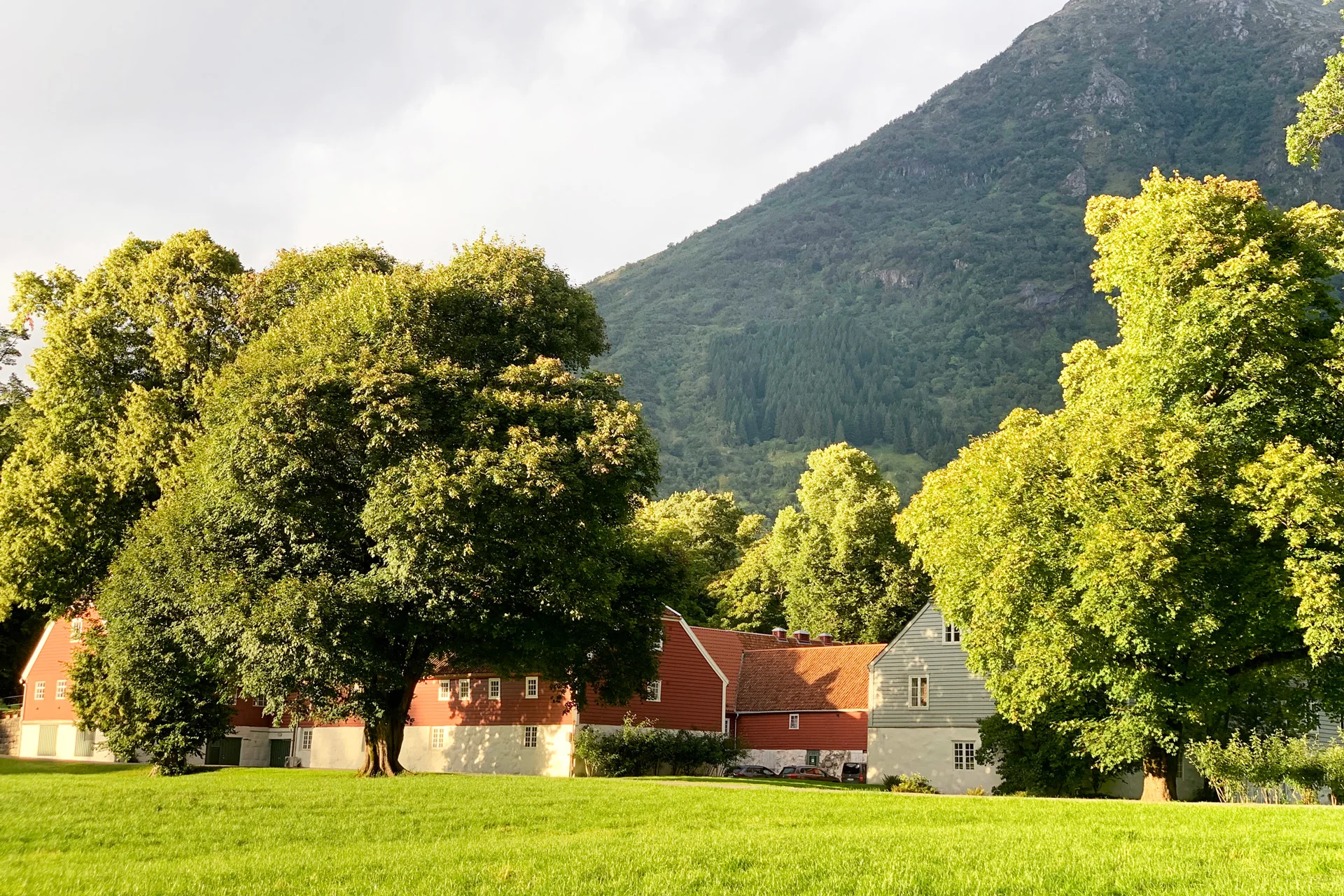 Guided-walk-in-Rosendal-image-00006-1920x1280