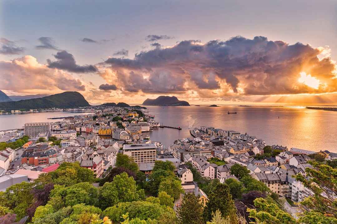 Norway alesund Summer HGR 163708 1080 Photo Getty Images 
