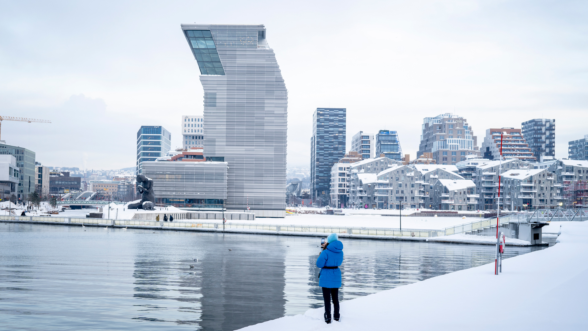 Oslo-seen-from-Sorenga-Fredrik-Ahlsen-Visit-Norway-1920x1080