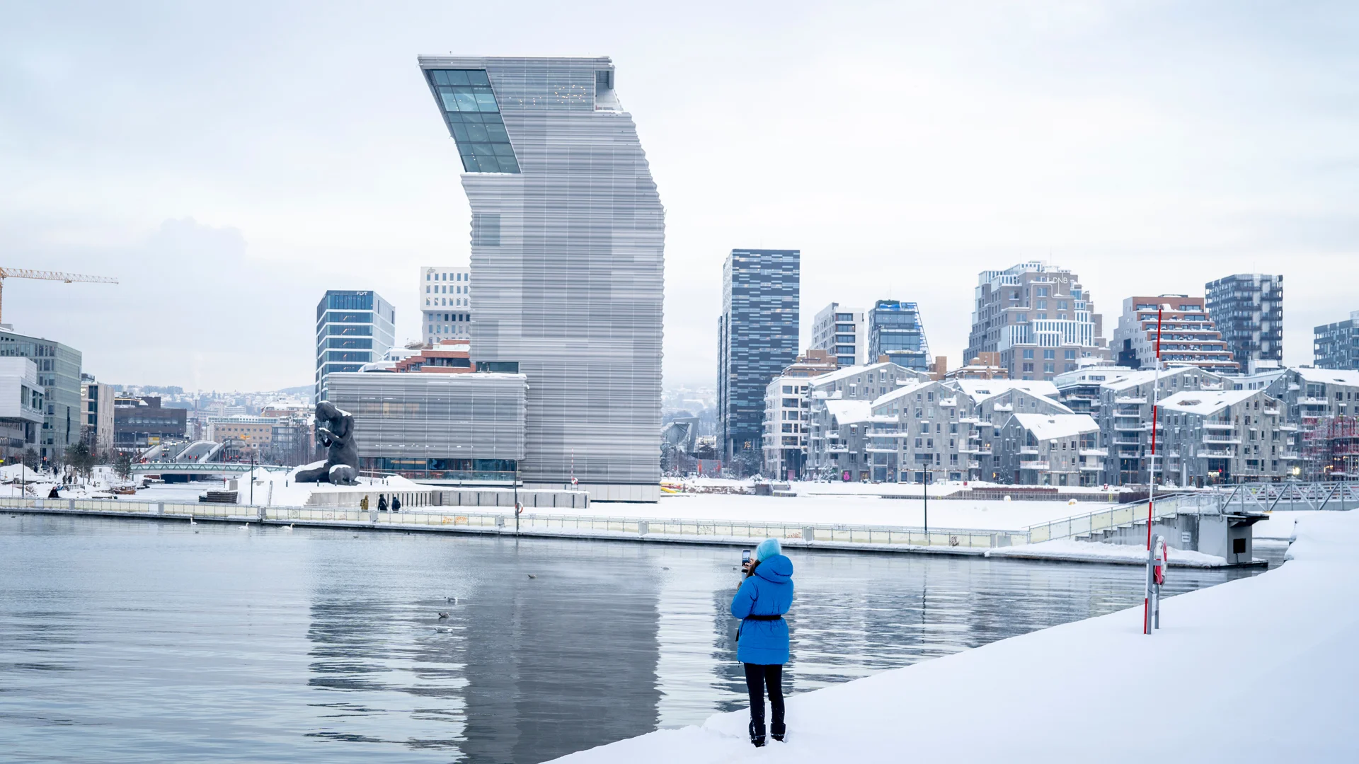 Oslo-seen-from-Sorenga-Fredrik-Ahlsen-Visit-Norway-1920x1080