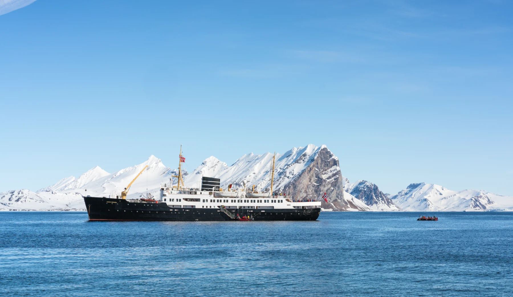 ms-nordstjernen-svalbard-ship
