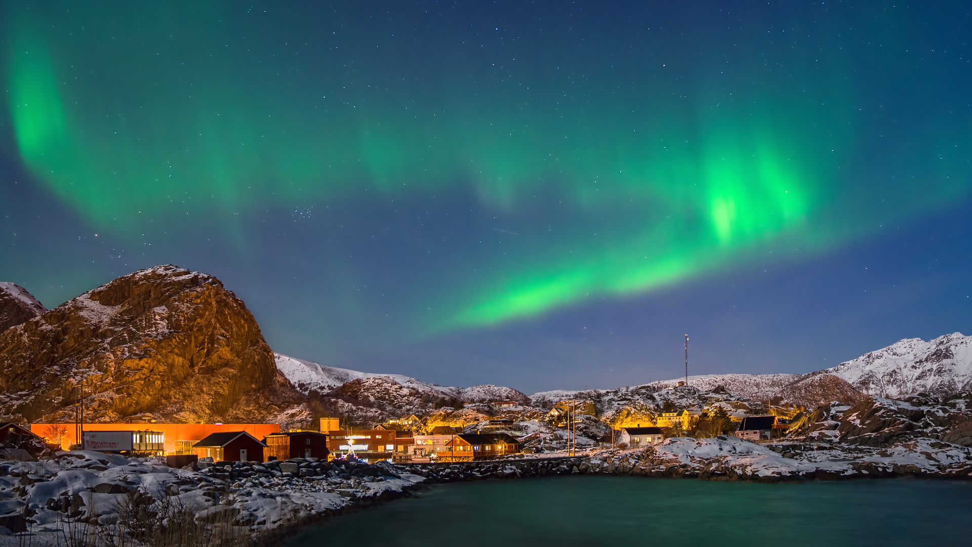 Follow the Northern Lights North Cruise Itinerary 2027-2028