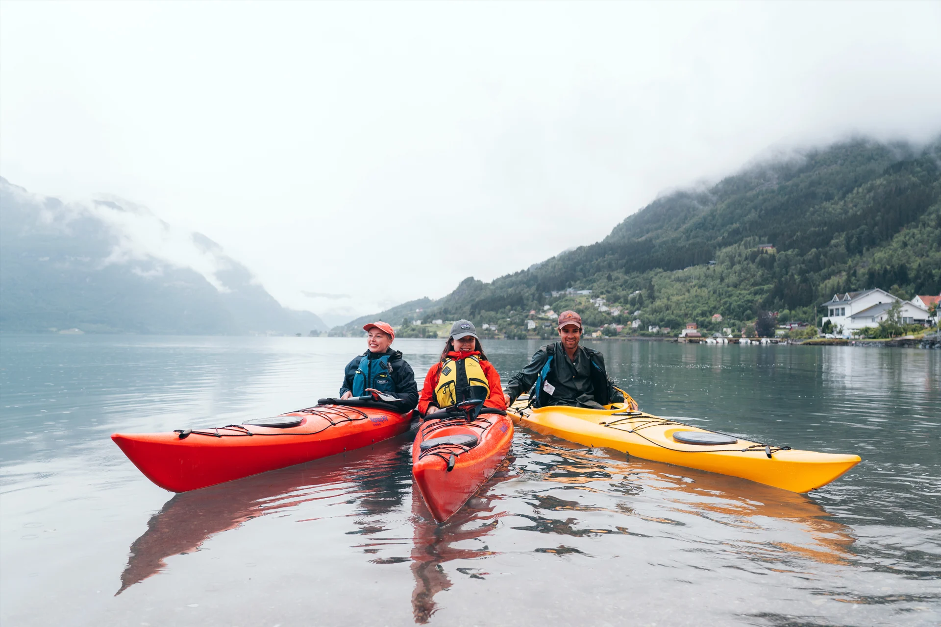 Kayaking-in-Sognefjord-IMG-0009-1920x1280