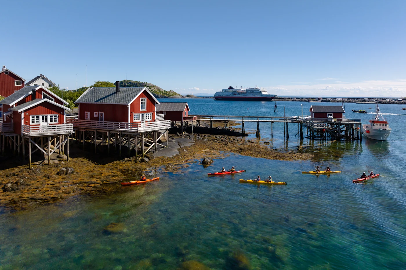 Kayaking in Reine