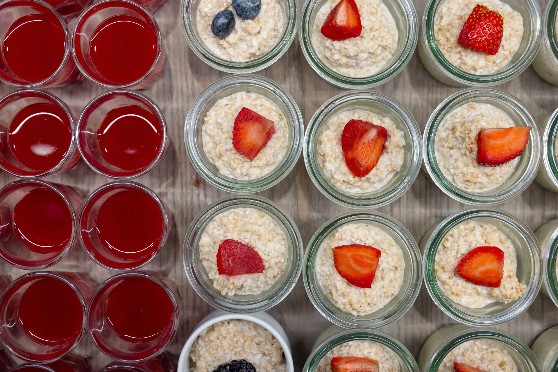 Flora Breakfast HGR 168190 Photo Espen Mills