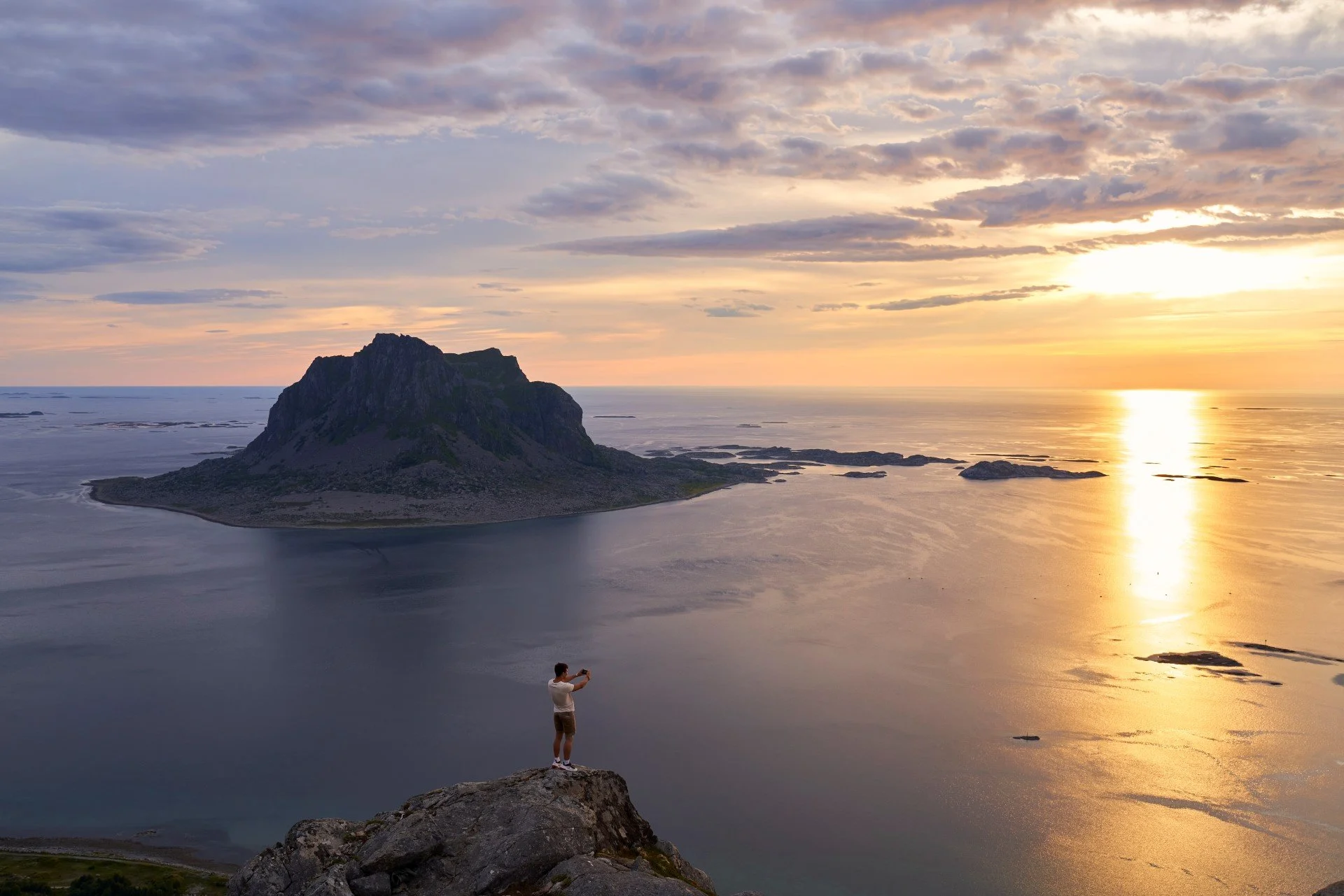 vega-archipelago-norway-hgr-150563-photo_raymond_engmark