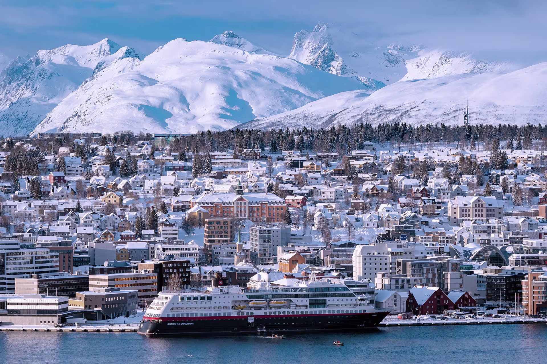 Trollfjord Norway Tromso HGR 163246 Espen Mills