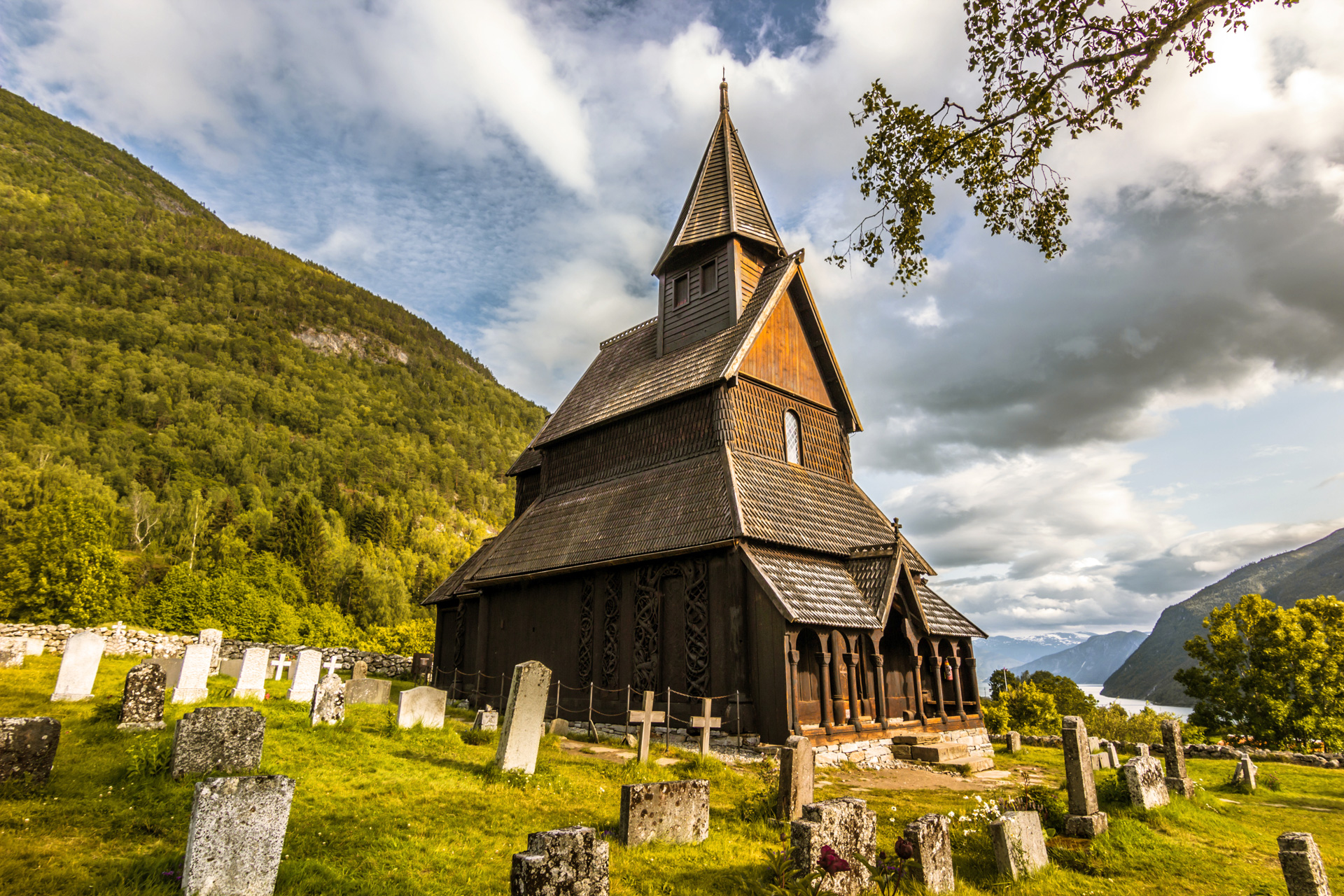 Urnes-Stave-Church-Sognefjord-Norway-HGR-146850-Photo-Shutterstock-autumnal-3x2