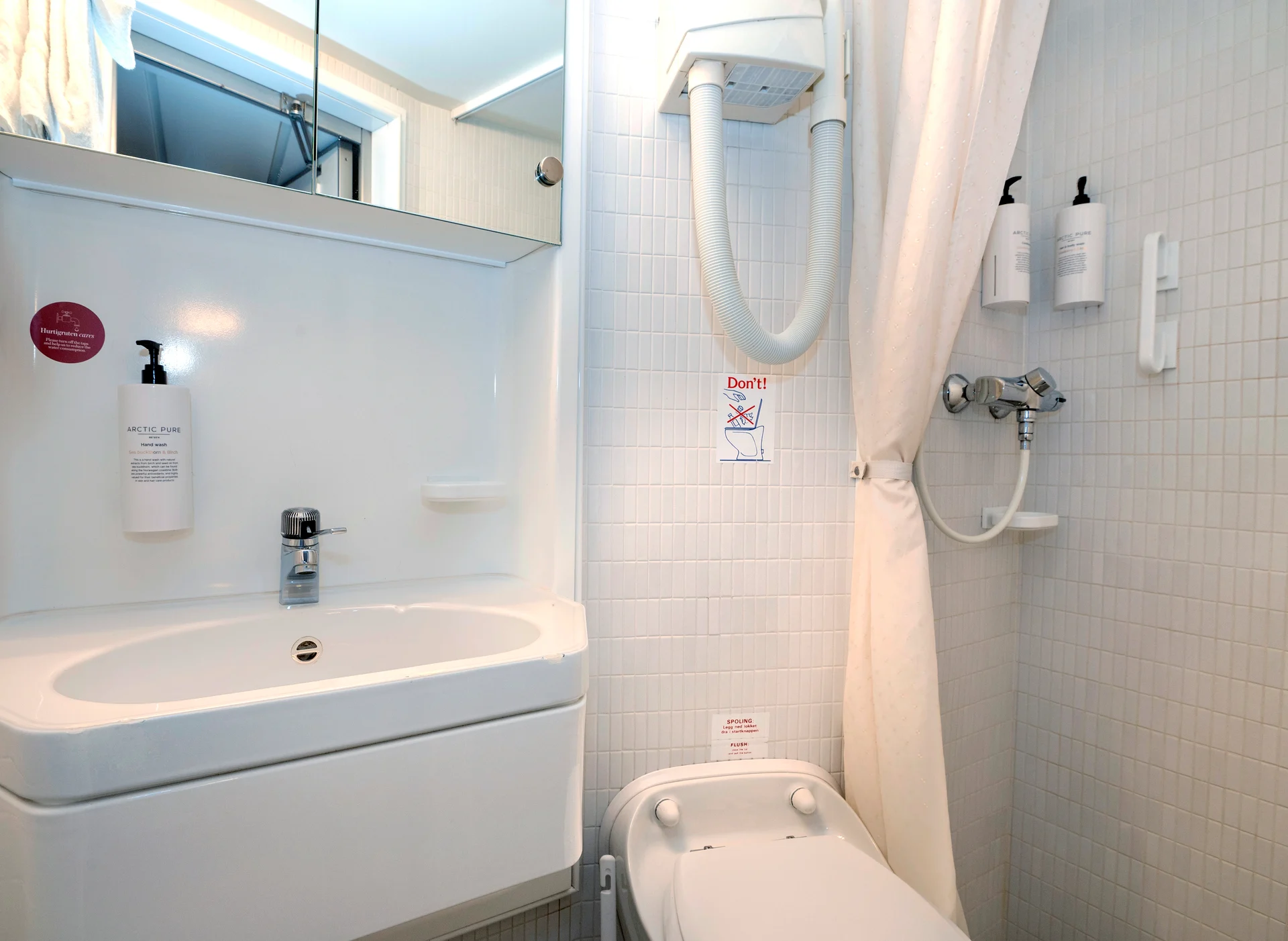 Bathroom MS Vesteralen U2D