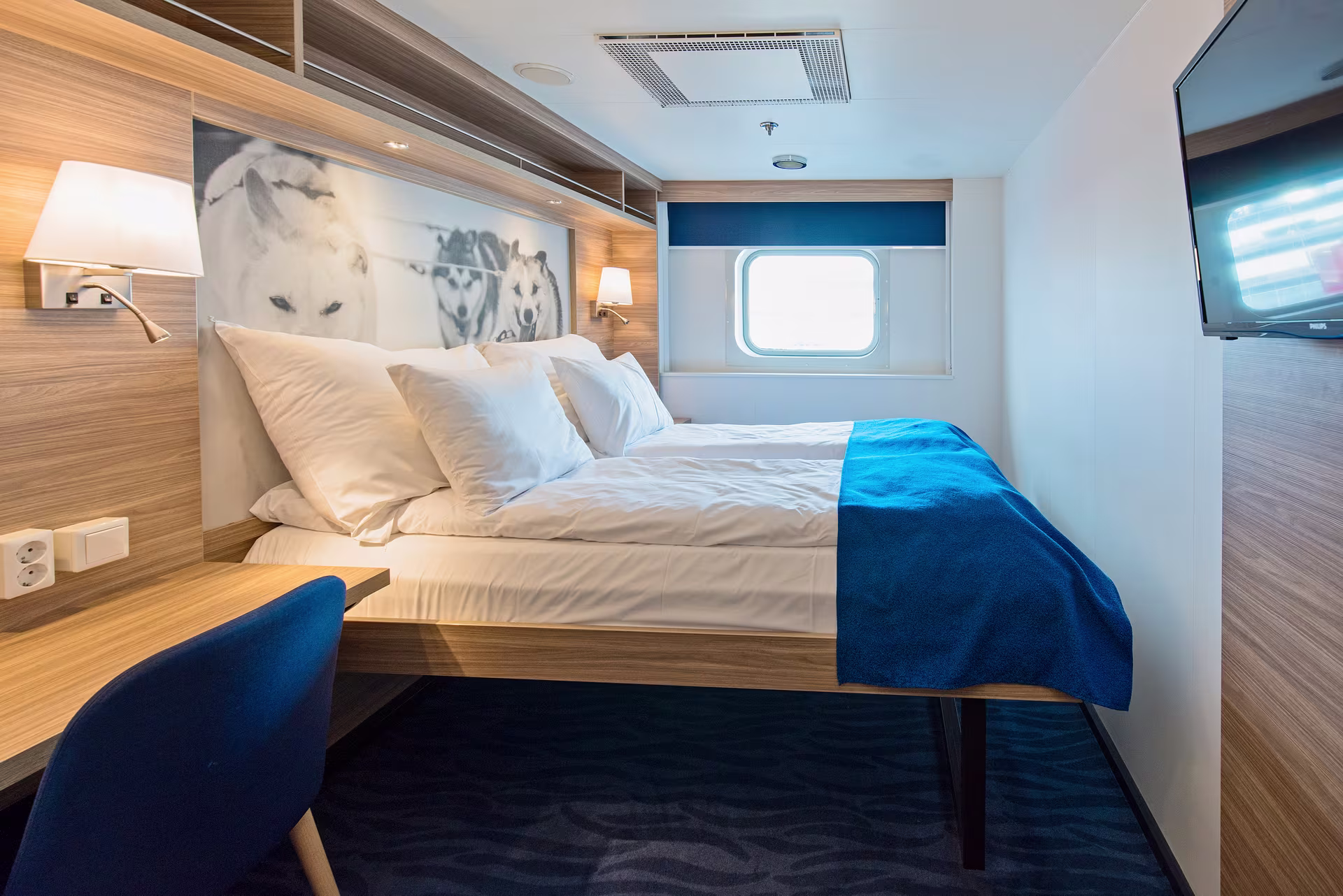 MS Nordkapp Artic Superior Bed