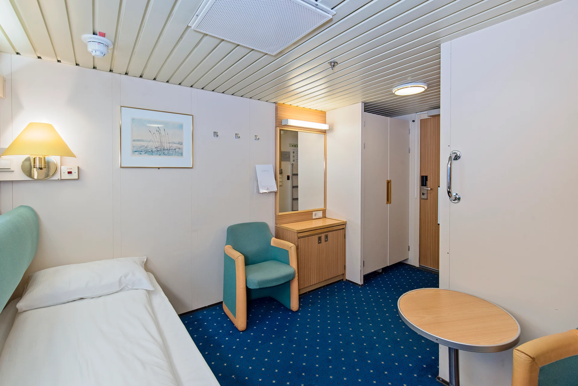 MS Vesteralen Polar Outside SD Internal Room View