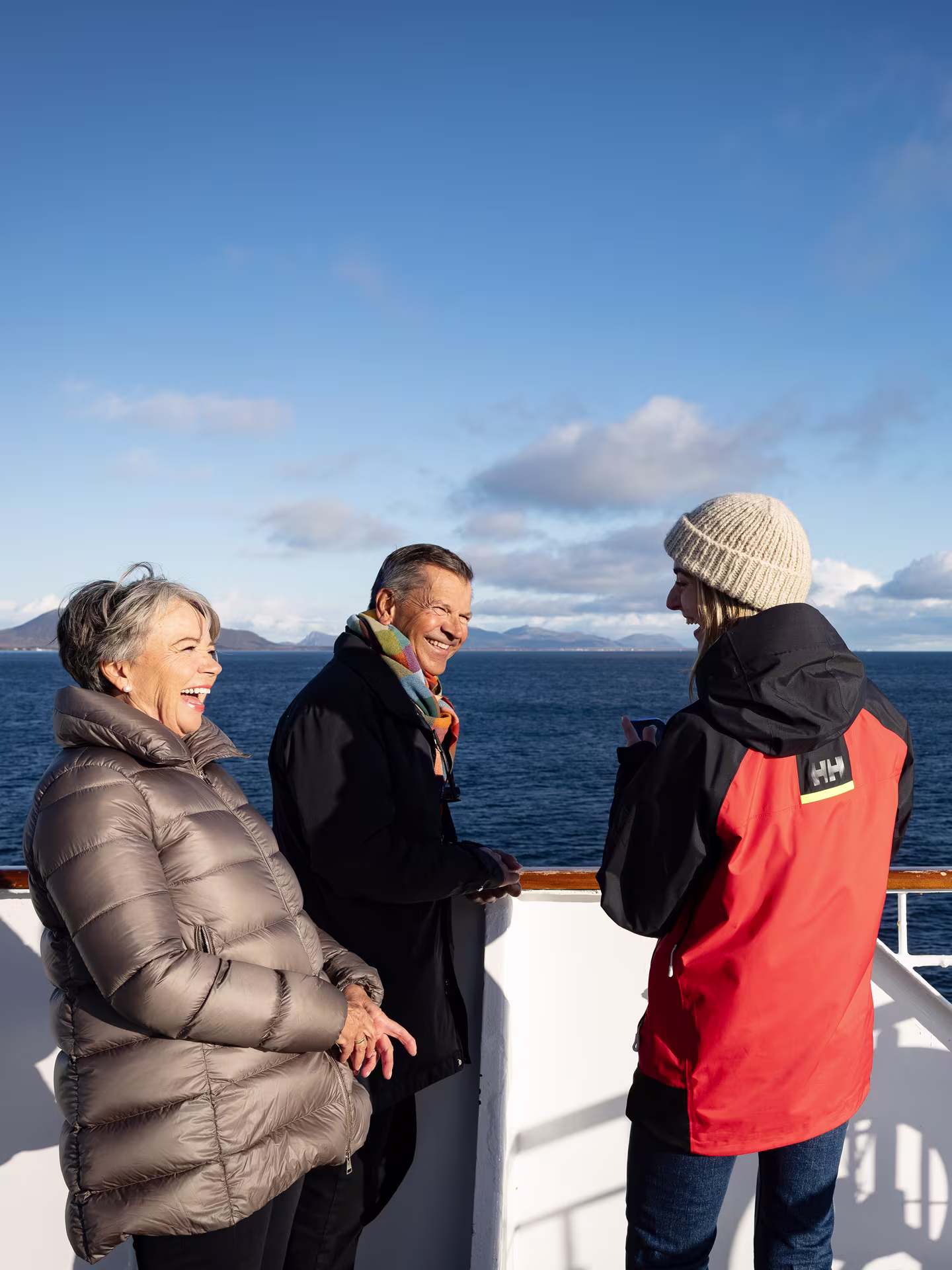 expedition-team-interaction-1168550-Rune Kongsro