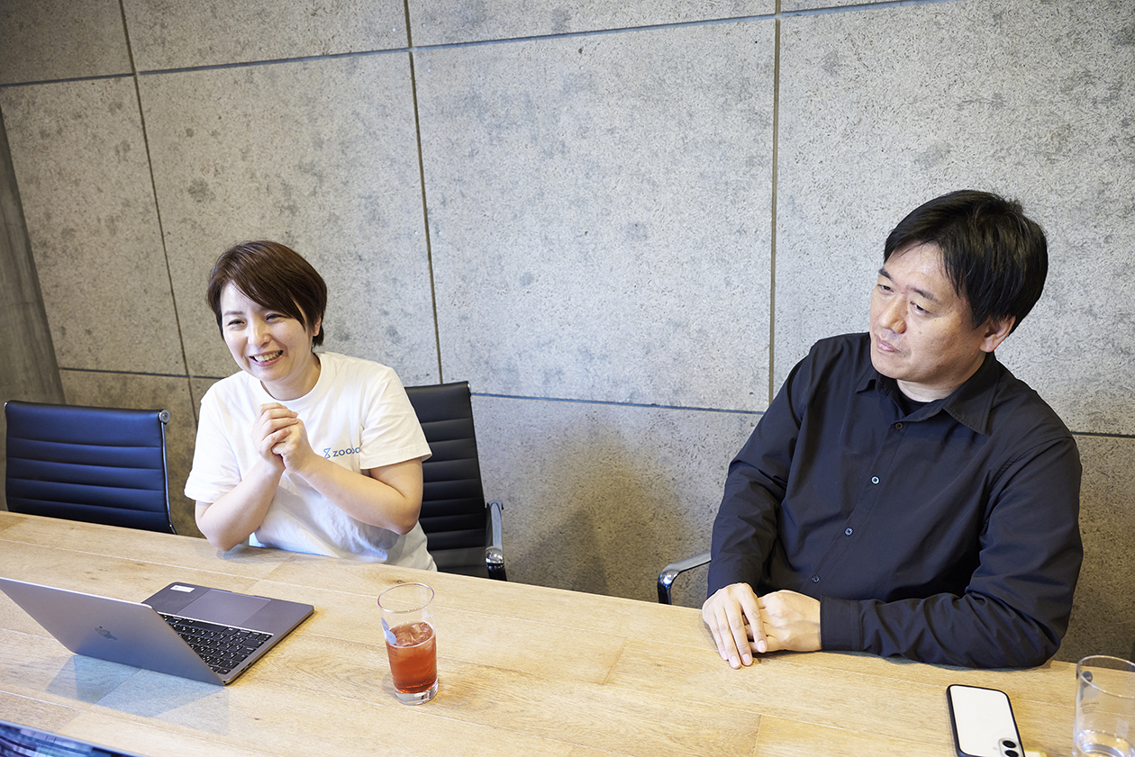 会社を辞めずに起業準備！？情シス支援AIツール「zooba」誕生の裏側