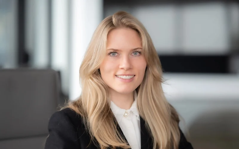 Susie Lowndes headshot