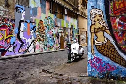 Photograph of Vespa scooter parked up in Hosier Lane.