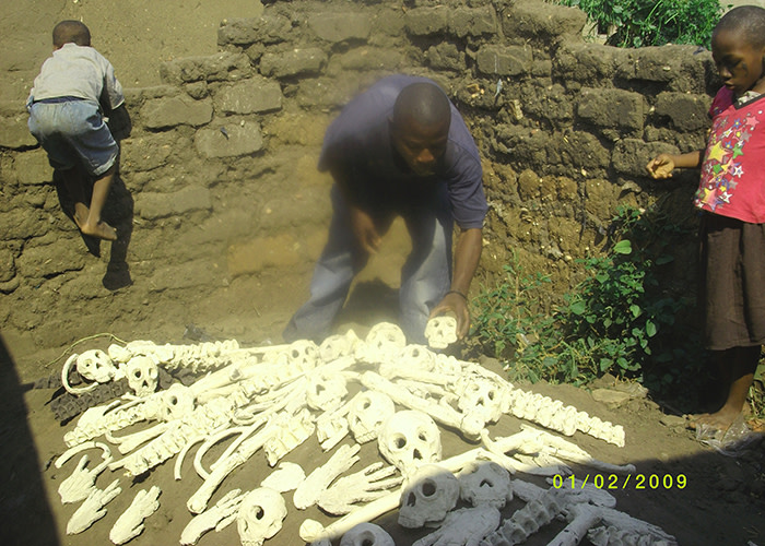 Bone-making with the Burundi Bones team.