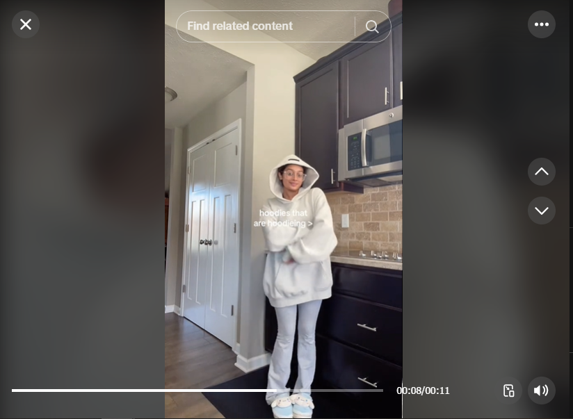 TikTok Viral: oversized hoodies