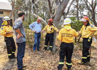 Mayor Greenhill with local RFS members during the 2019/2020 bush fires.