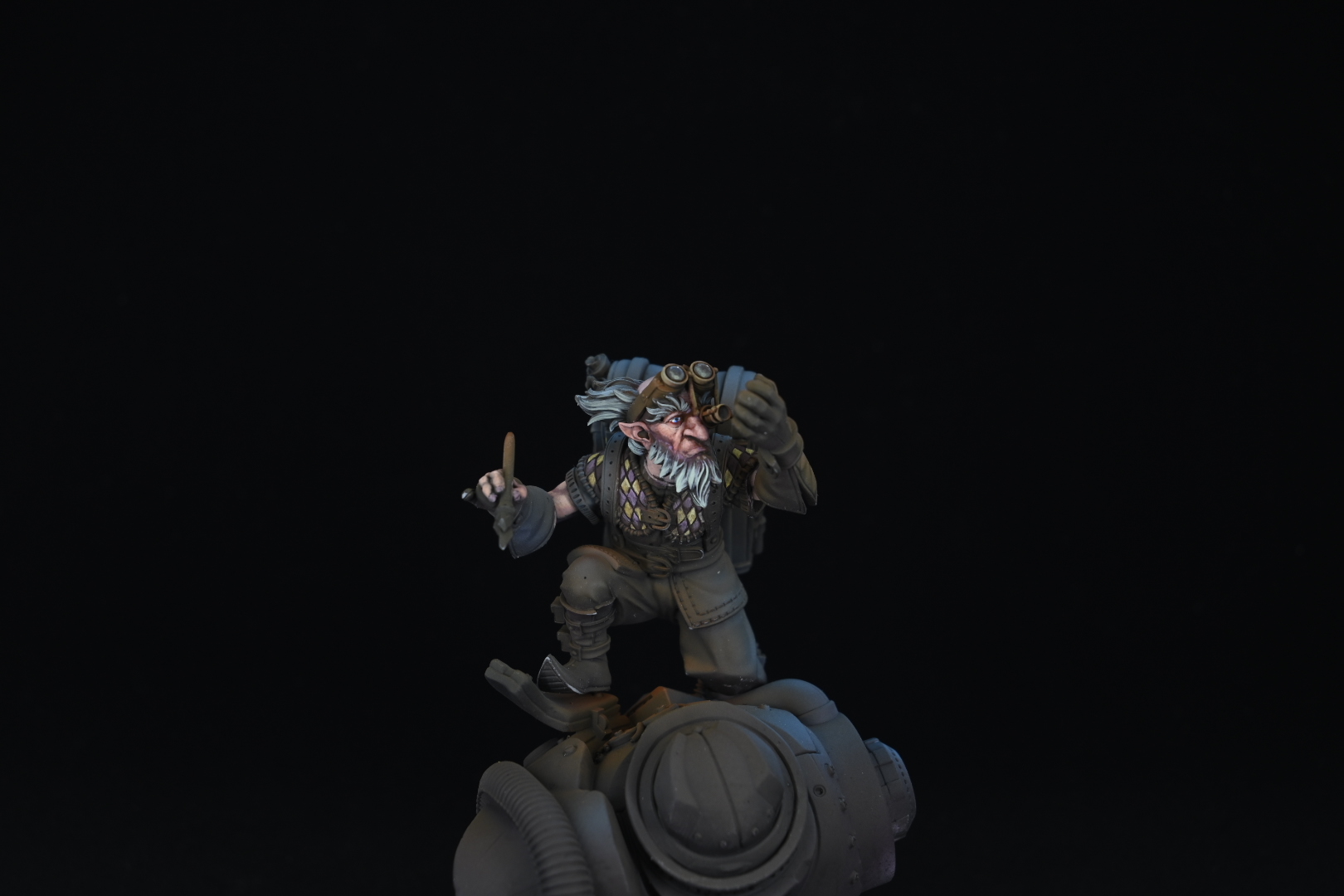 Front View of Craig Scrapfiggs with Diamonds Painted in