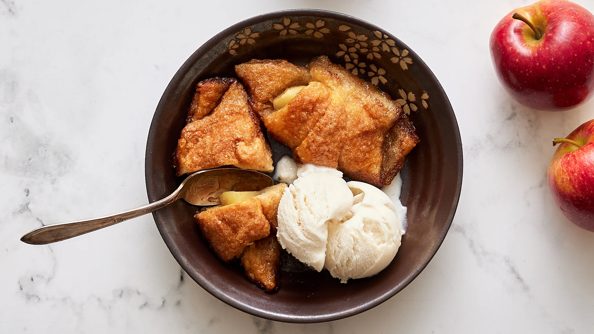 Everyday Apple Dumpling Bake