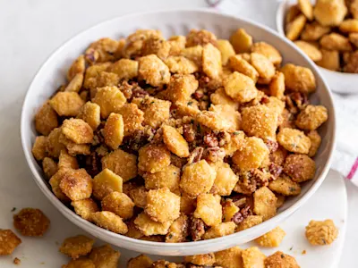 Oyster Cracker Candy-image