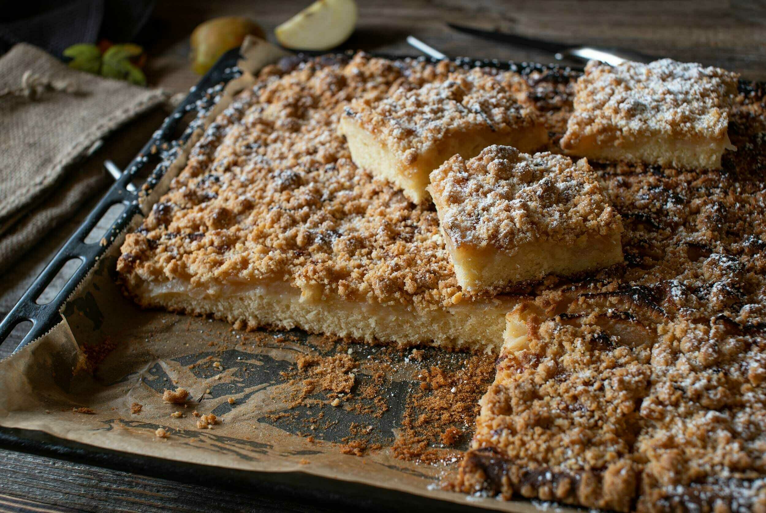 SheetPan Crumble Cake