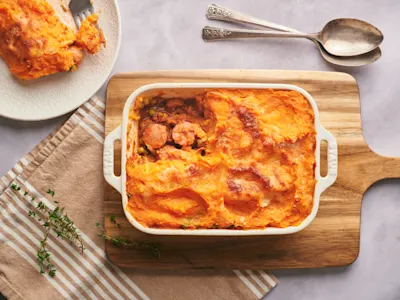 Bangers and Mash Pie-image