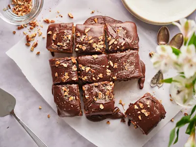 Peanut Butter Cup Sheet Cake-image