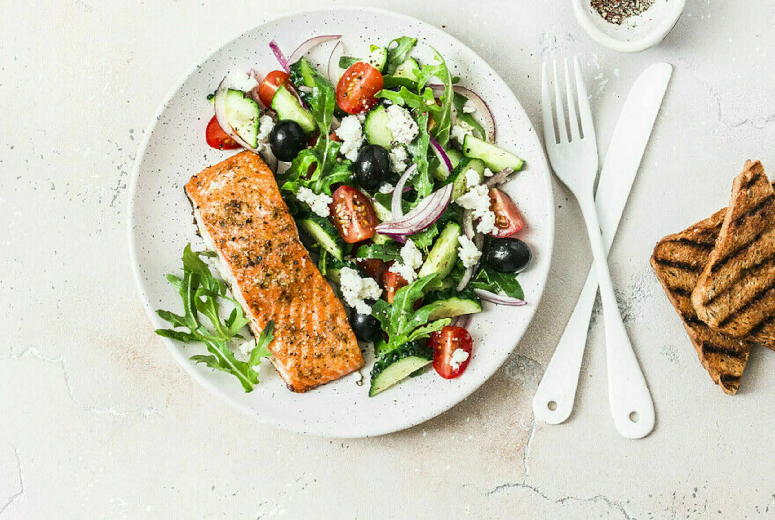 HerbRoasted Salmon Fillets Low Calorie Meals