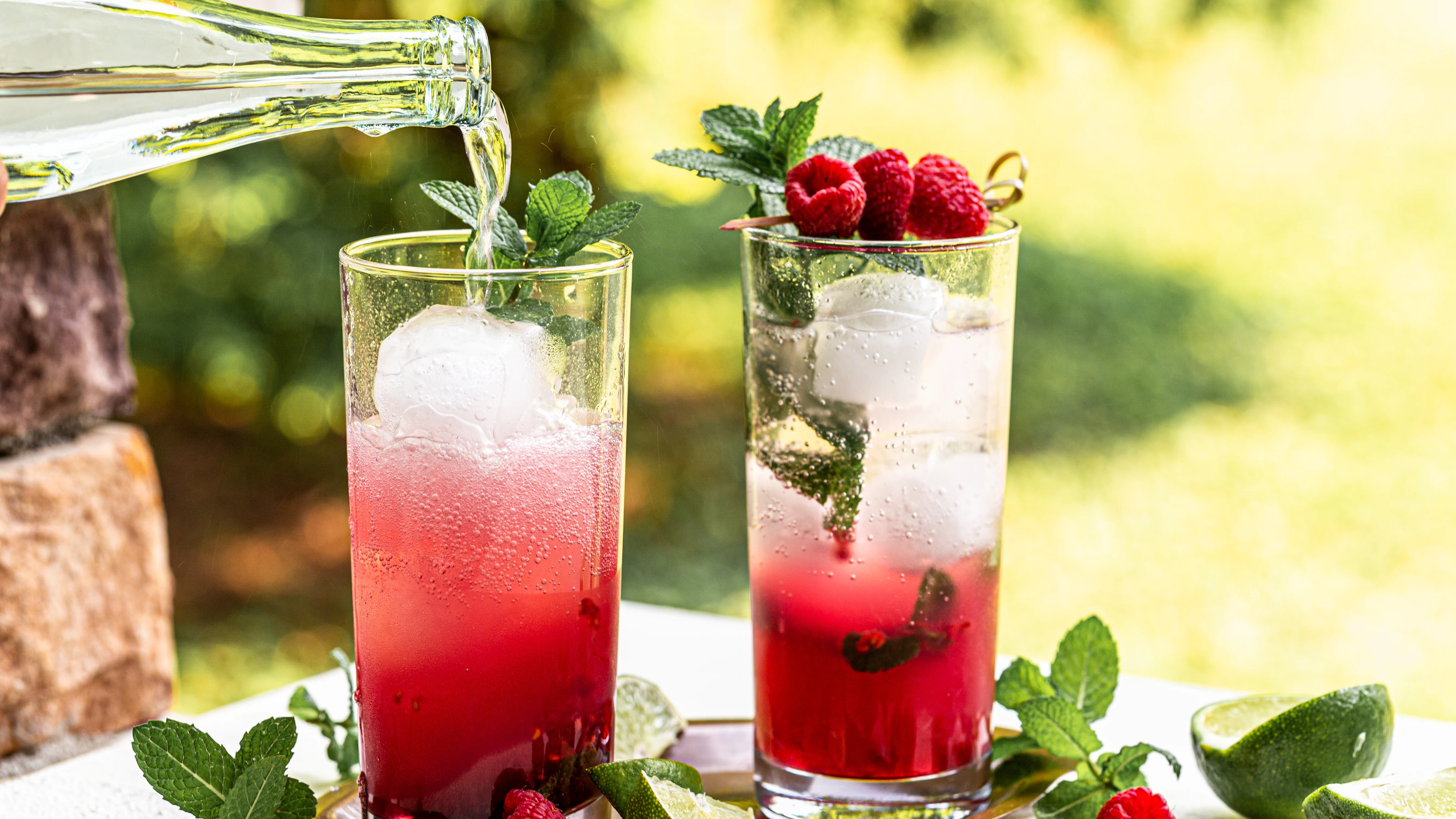 Non-Alcoholic Raspberry Mojito