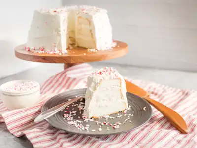 Snow Angel Cake-image