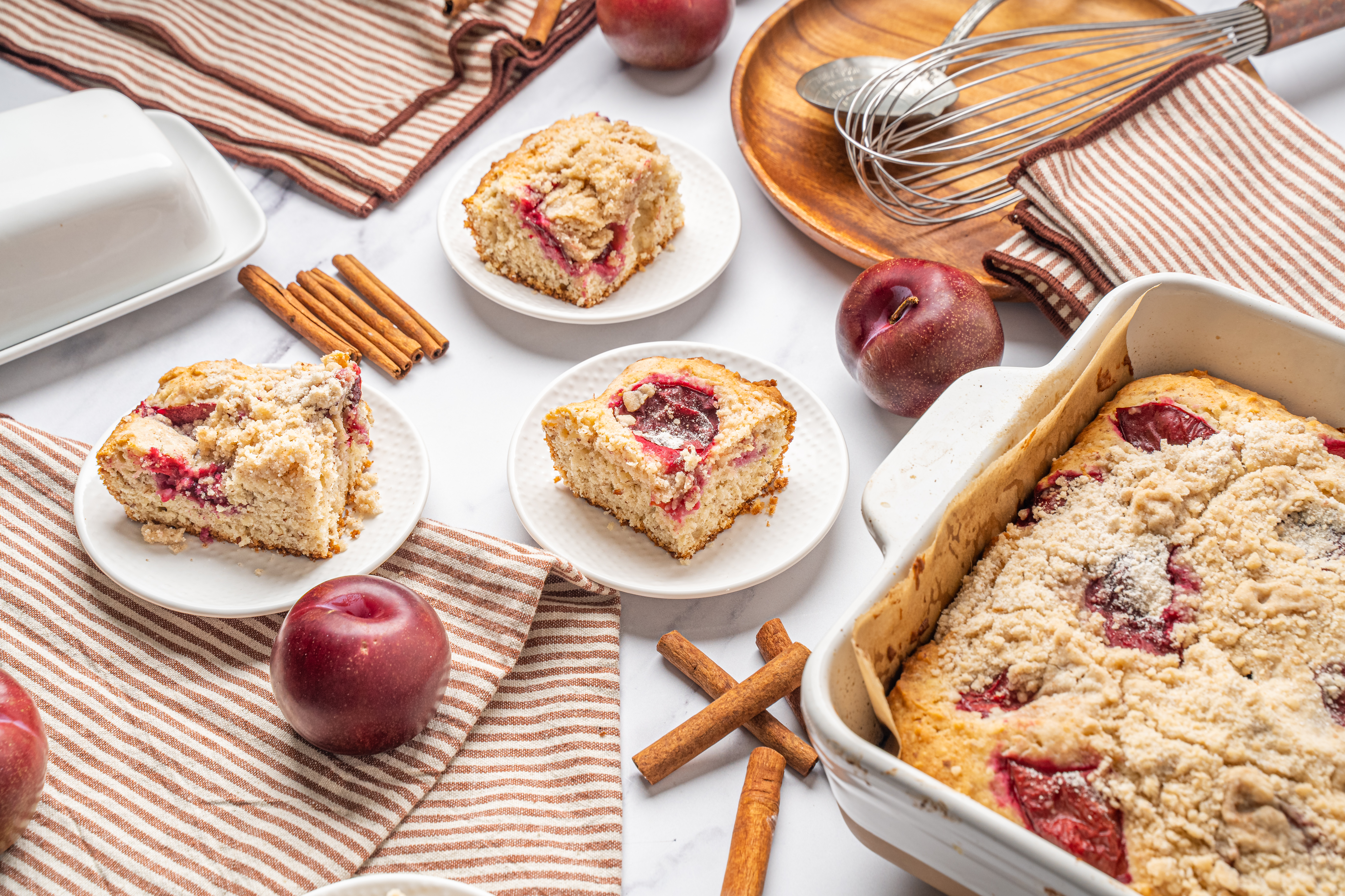 Plum, Cinnamon & Buttermilk Muffins — Meike Peters | eat in my kitchen