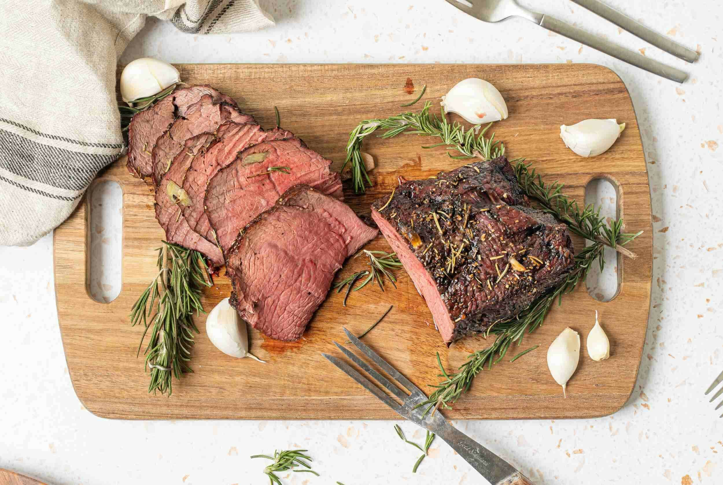 Best Garlic Roast Beef