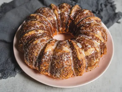 Louisiana Crunch Cake