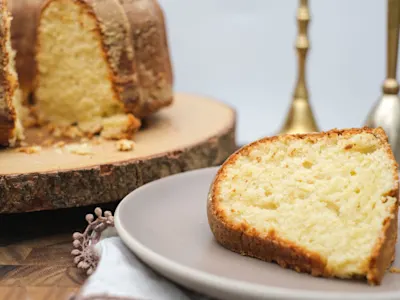 Million Bucks Pound Cake-image