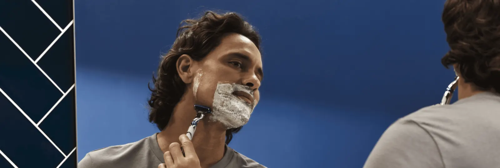 Tips for Shaving to Avoid Nicks and Cuts