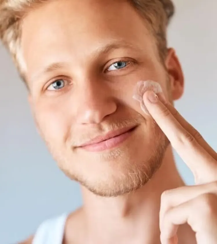 Why Face Exfoliation is Essential for a Smooth Shave