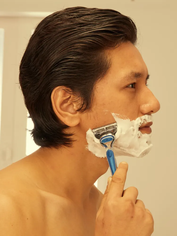 Shaving upwards or downwards