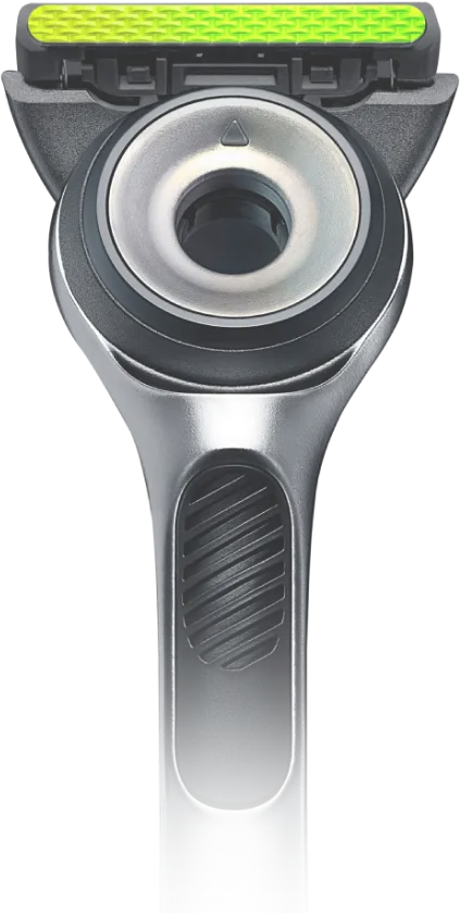 Gillette Lab Razor comes with 5 Anti-Friction Blades provides a close and comfortable shave
