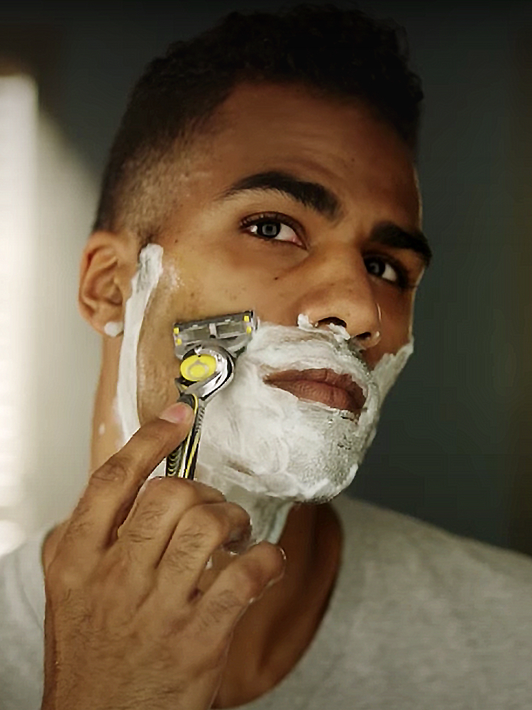 Shaving Tips: Razor Bumps And Ingrown Hairs | Gillette IN