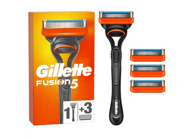 Gillette Fusion5 Product in recyclable paper box