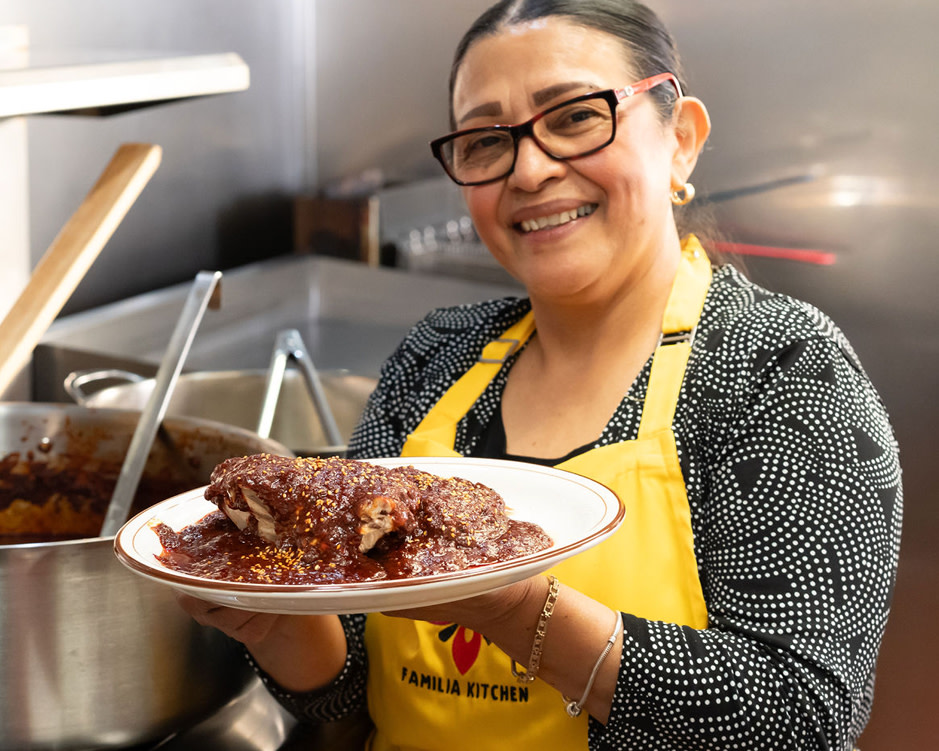 abuela cooking