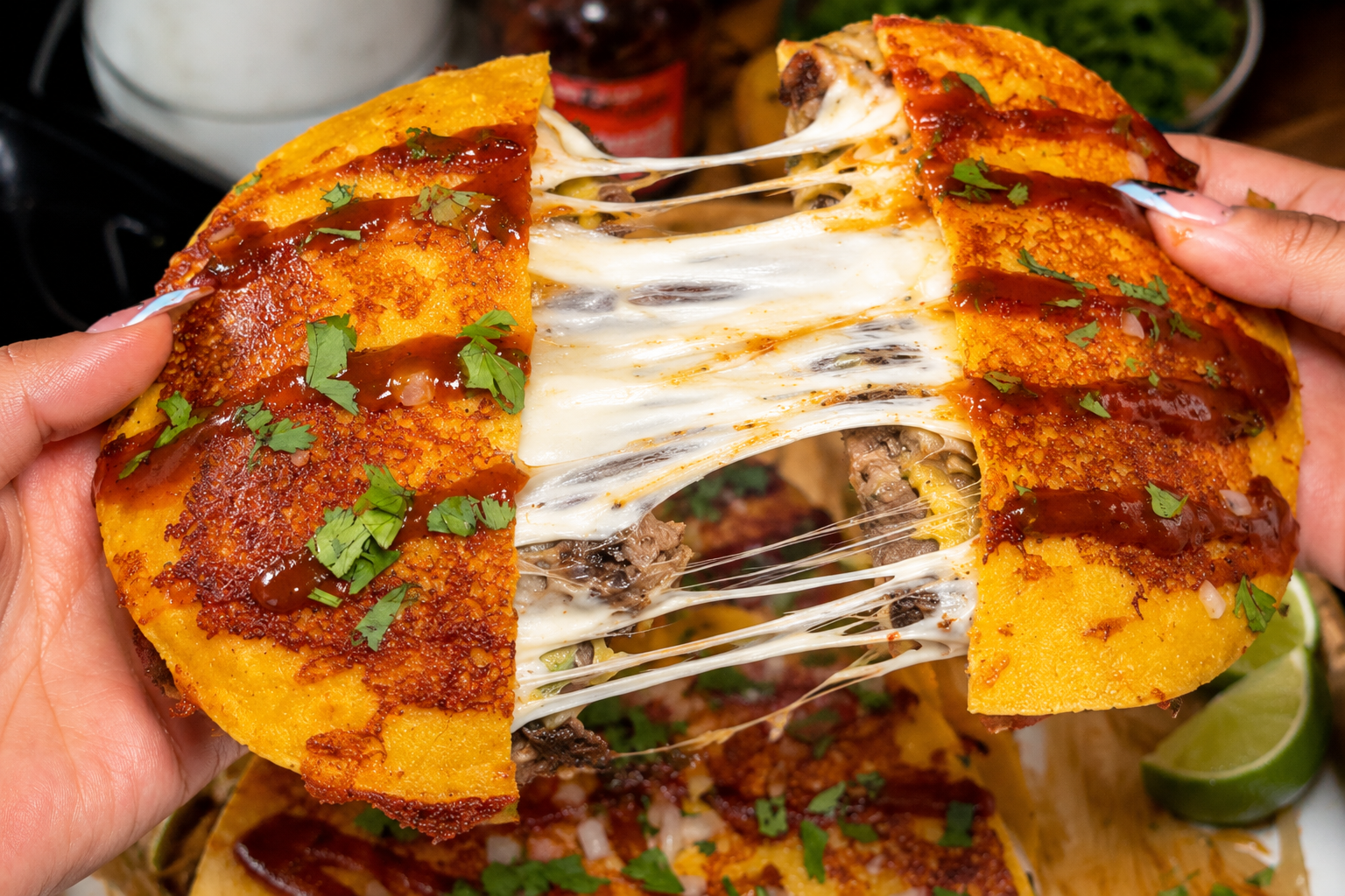 Tortilla carne asada sandwich (mulitas de carne asada)