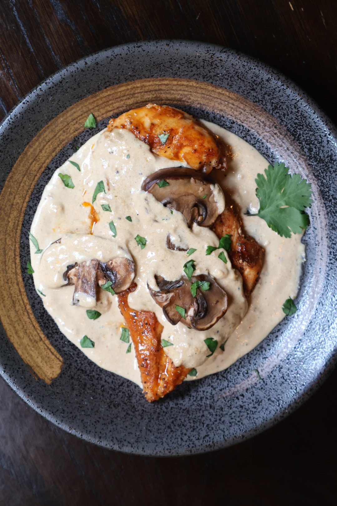 Chicken breast in creamy mushroom sauce