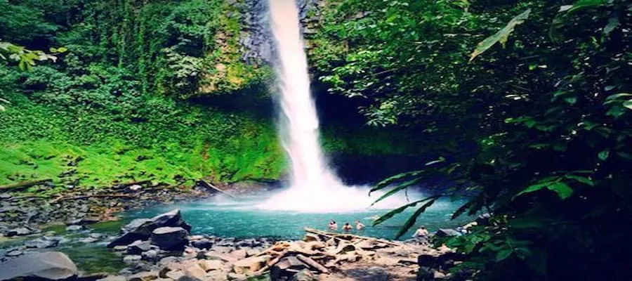  fee for La Fortuna waterfall