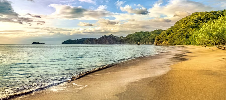 Playa-Prieta-guanacaste-papagayo-bay